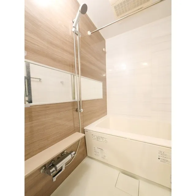Comforia Shibuya West - Interior - ["Building", "Bathroom cabinet", "Cabinetry"]