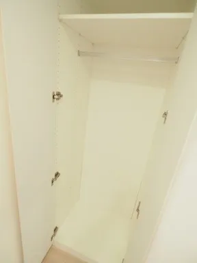Residia Meguro Ⅳ - Interior - ["Wood", "Flooring", "Floor"]