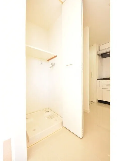 Castalia SuitenguⅡ - Interior - ["Flooring", "Floor", "Wood"]