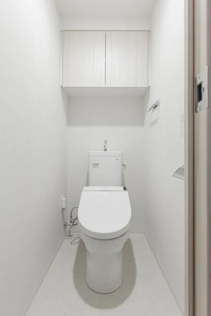 Terrace Okachimachi - Interior - ["Toilet", "Toilet seat", "Bathroom"]