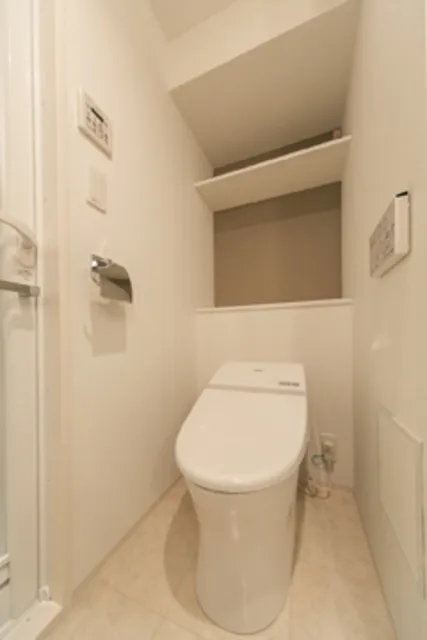 Asalisa Tawaramachi Residence - Interior - ["Toilet", "Toilet seat", "Bathroom"]