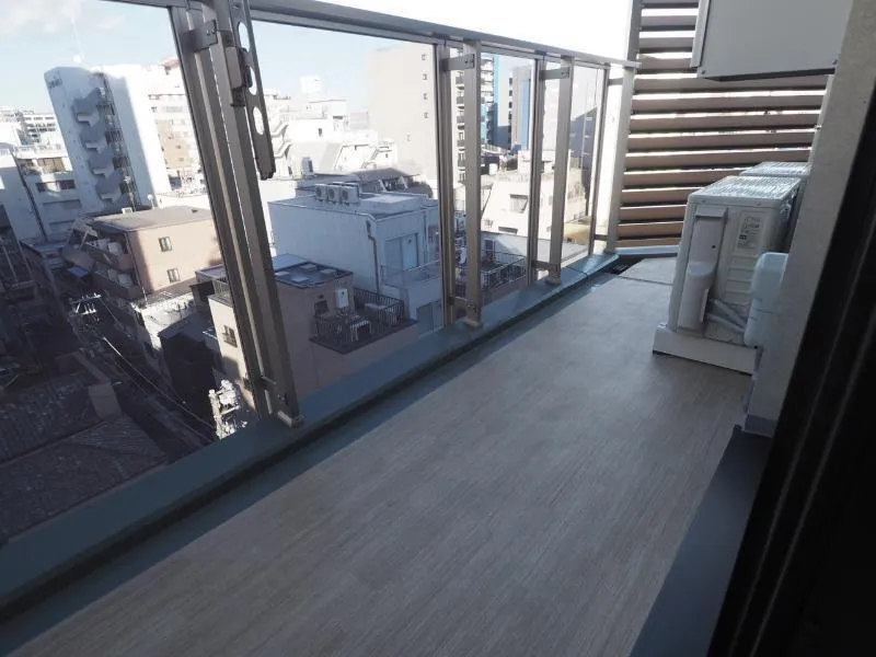 One Roof Residence Ueno Okachimachi - Interior - ["Building", "Sky", "Naval architecture"]