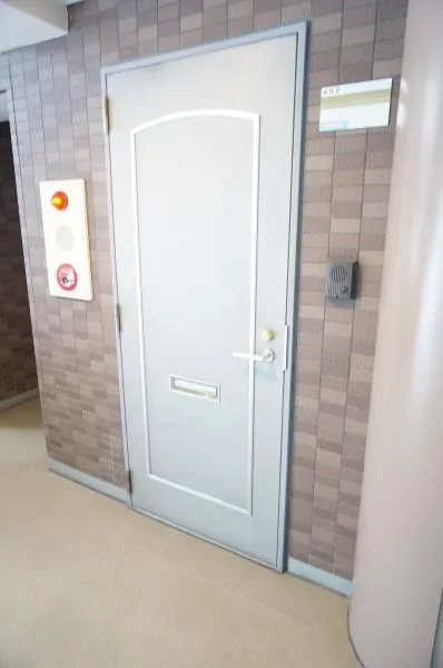 Tiara Ebisu - Interior - ["Door", "Handle", "Building"]