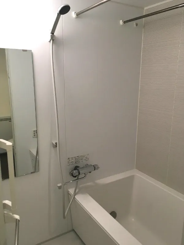 Shinagawa East - Interior - ["Bathroom", "Property", "Room"]