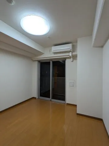 MG Meguro Station - Interior - ["Flooring", "Floor", "Ceiling"]