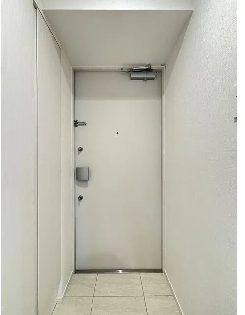 Comforia Liv Osaki - Interior - ["Flooring", "Floor", "Grey"]