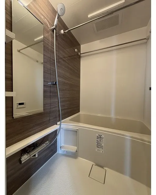 Wellis Urban Sumiyoshi East - Interior - ["Flooring", "Floor", "Plumbing fixture"]