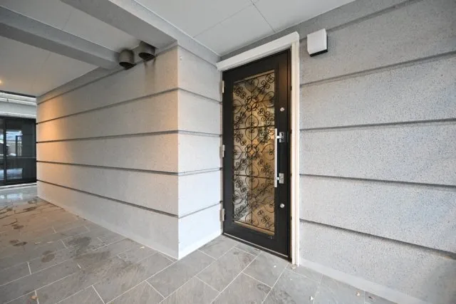 Apartment Koishikawa Korakuen - Exterior - ["Composite material", "Home Door", "Glass"]