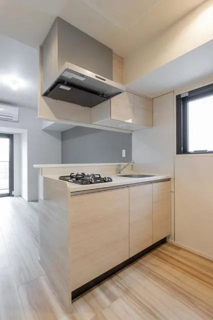 Geoent Ikebukuro - Interior - ["Cabinetry", "Countertop", "Building"]