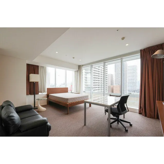 Frontier Residence The Tower Shinagawa - Interior - ["Furniture", "Building", "Table"]