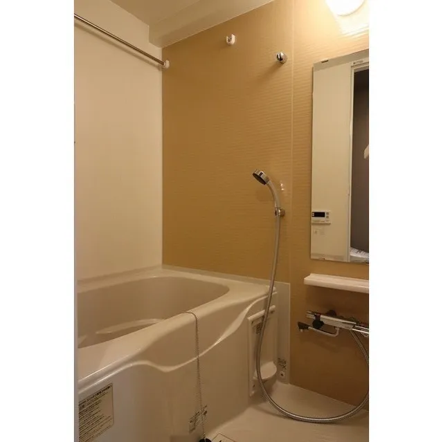Comforia Monzennakacho South - Interior - ["Bathroom", "Property", "Room"]