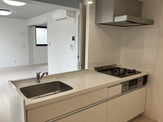 STRIPES Gotokuji - Interior - ["Kitchen", "Countertop", "Kitchen Sink"]