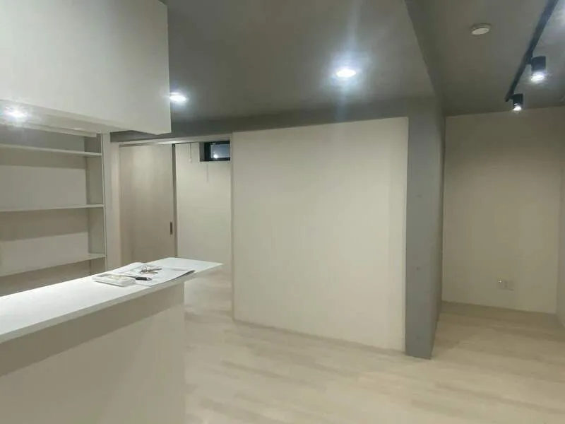 Aglaia Meguro Chuo (formerly Criola Mode Gakugei Daigaku I) - Interior - ["Flooring", "Interior design", "Wood"]