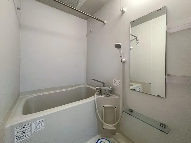 Castalia Hatsudai - Interior - ["Plumbing fixture", "Bathroom", "Flooring"]