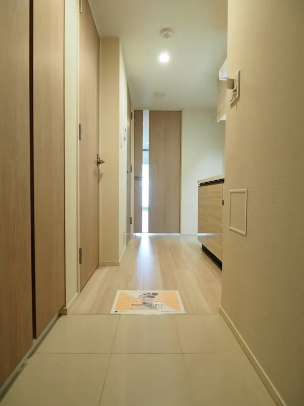 Cross Residence Iidabashi - Interior - ["Property", "Building", "Door"]