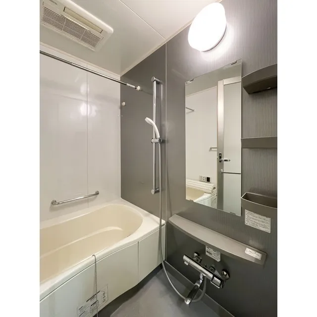 Orchid Residence Kagurazaka - Interior - ["Plumbing fixture", "Property", "Bathtub"]