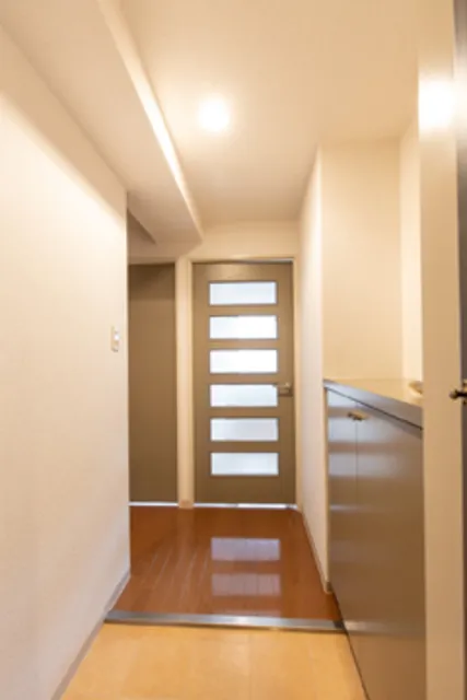 Prince Rona - Interior - ["Fixture", "Wood", "Building"]