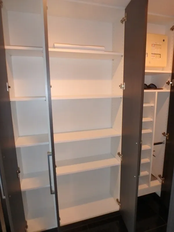 Doue Nihonbashi - Interior - ["Shelving", "Shelf", "Flooring"]