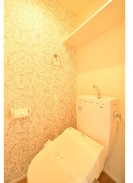 Arendelle - Interior - ["Plumbing fixture", "Bathroom", "Flooring"]