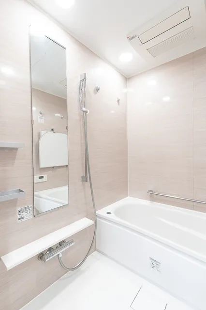 Millea Court Ginza Premier - Interior - ["Plumbing fixture", "Bathroom", "Flooring"]