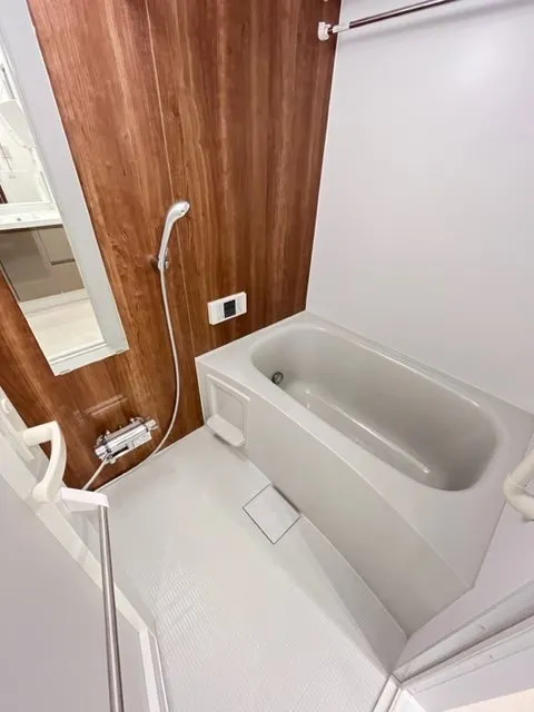 Due Kikugawa - Interior - ["Product", "Bathtub", "Plumbing fixture"]