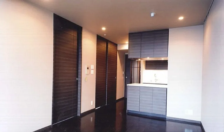 Chester Court Ochanomizu - Interior - ["Fixture", "Wood", "Interior design"]