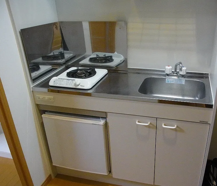 Amenity TOA - Interior - ["Kitchen sink", "Sink", "Cabinetry"]