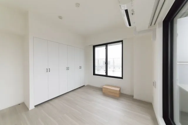 Proud Flat Shibuya Tomigaya - Interior - ["Building", "Window", "Fixture"]