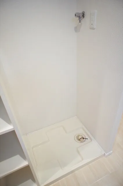 Shibuya Property Tower - Interior - ["Property", "Room", "Plumbing fixture"]