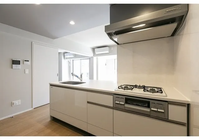 La Douceur Sugamo West - Interior - ["Kitchen", "Kitchen Appliance", "Major appliance"]