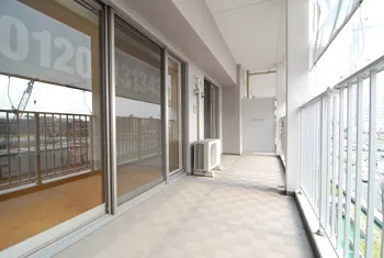 Esty Maison Toyosu Residence - Interior - ["Floor", "Flooring", "Apartment"]