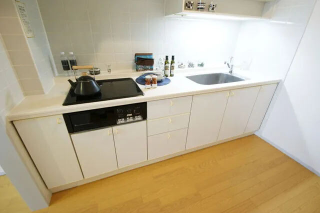 Shibaura Square Heights - Interior - ["Kitchen", "Major appliance", "Countertop"]