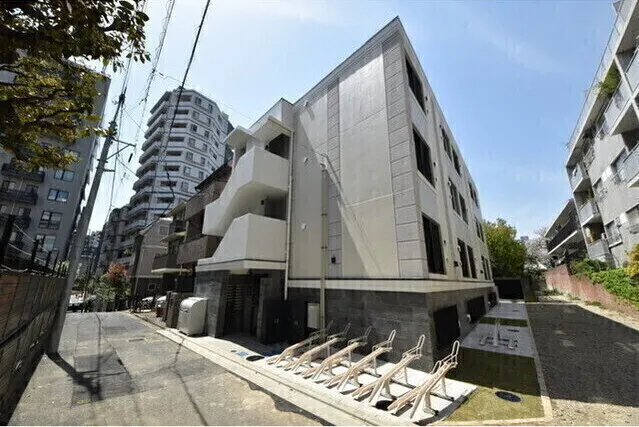 El Faro Hiroo - Exterior - ["Building", "Sky", "Cloud"]