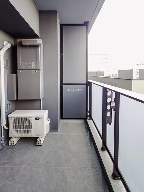 Brookside Residence Kiba - Interior - ["Floor", "Flooring", "Composite material"]