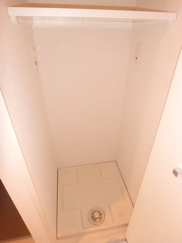 KDX Residence Oshima - Interior - ["Wood", "Flooring", "Floor"]