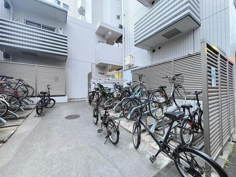 Asyl Court Nishi-Shinjuku - Other - ["Wheel", "Bicycle", "Bicycle wheel"]