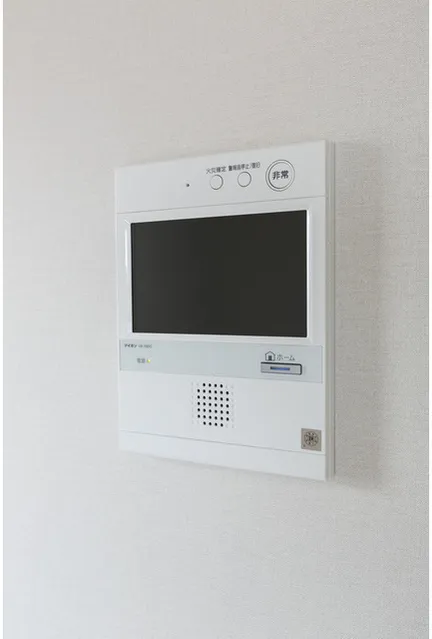 Demes Kiba - Interior - ["Rectangle", "Thermostat", "Machine"]