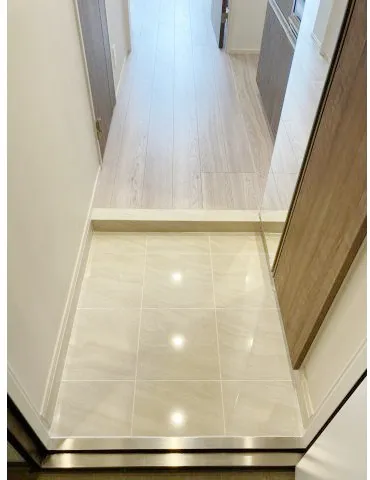 Crevista Oimachi - Interior - ["Wood", "Flooring", "Floor"]