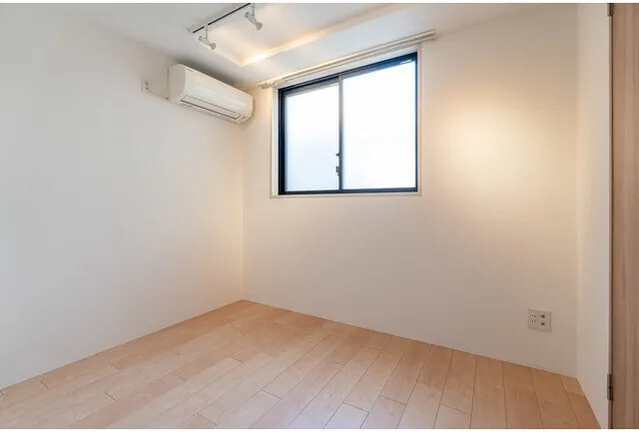 Milia Residence Waseda Yamabukicho - Interior - ["Wood", "Ceiling", "Flooring"]