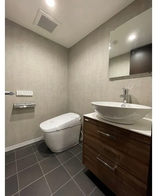 LOOP-M - Interior - ["Bathroom cabinet", "Plumbing fixture", "Sink"]