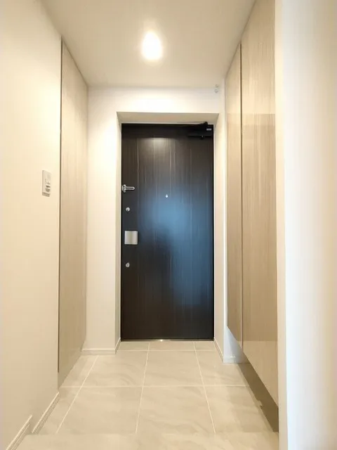 Milia Residence Nihonbashi Ningyocho - Interior - ["Door", "Fixture", "Building"]