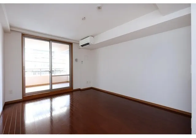 Residence Charmant Tsukishima - Interior - ["Flooring", "Floor", "Wood flooring"]