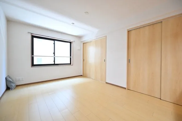 CENTRAL GARDEN RESIDENCE TOKYO - Interior - ["Flooring", "Wood", "Floor"]