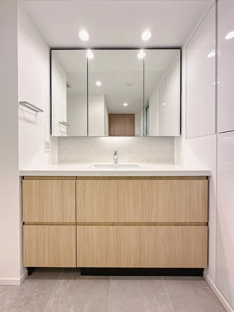 Park Court The Sanbancho House - Interior - ["Cabinetry", "Flooring", "Interior design"]