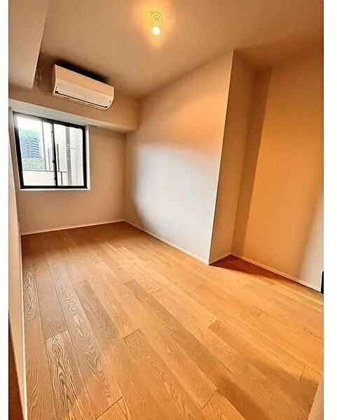 The Parkhouse Chiyoda Rokubancho - Interior - ["Wood flooring", "Flooring", "Floor"]