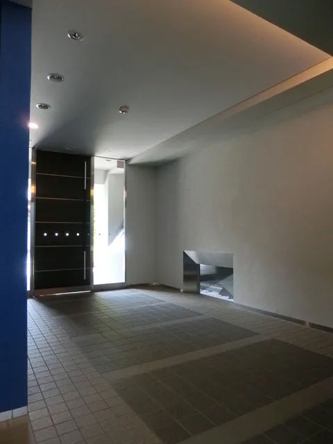 W723 - Exterior - ["Property", "Ceiling", "Floor"]