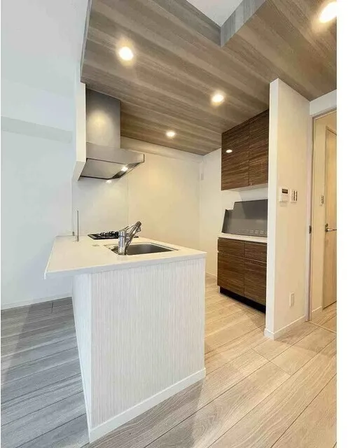 Comforia Liv Bunkyo Gokokuji - Interior - ["Flooring", "Wood", "Interior design"]