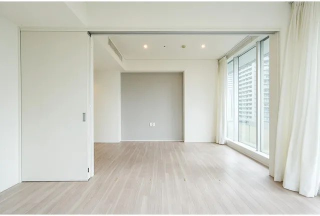 Frontier Residence The Tower Shinagawa - Interior - ["Flooring", "Floor", "Wood flooring"]