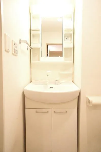 KDX Residence Monzennakacho - Interior - ["Plumbing fixture", "Bathroom Sink", "Flooring"]