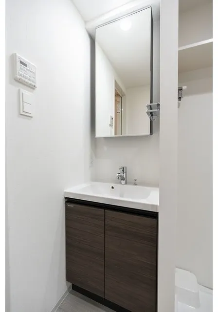 Comforia Liv Shimo-Ochiai - Interior - ["Bathroom Sink", "Plumbing fixture", "Bathroom cabinet"]